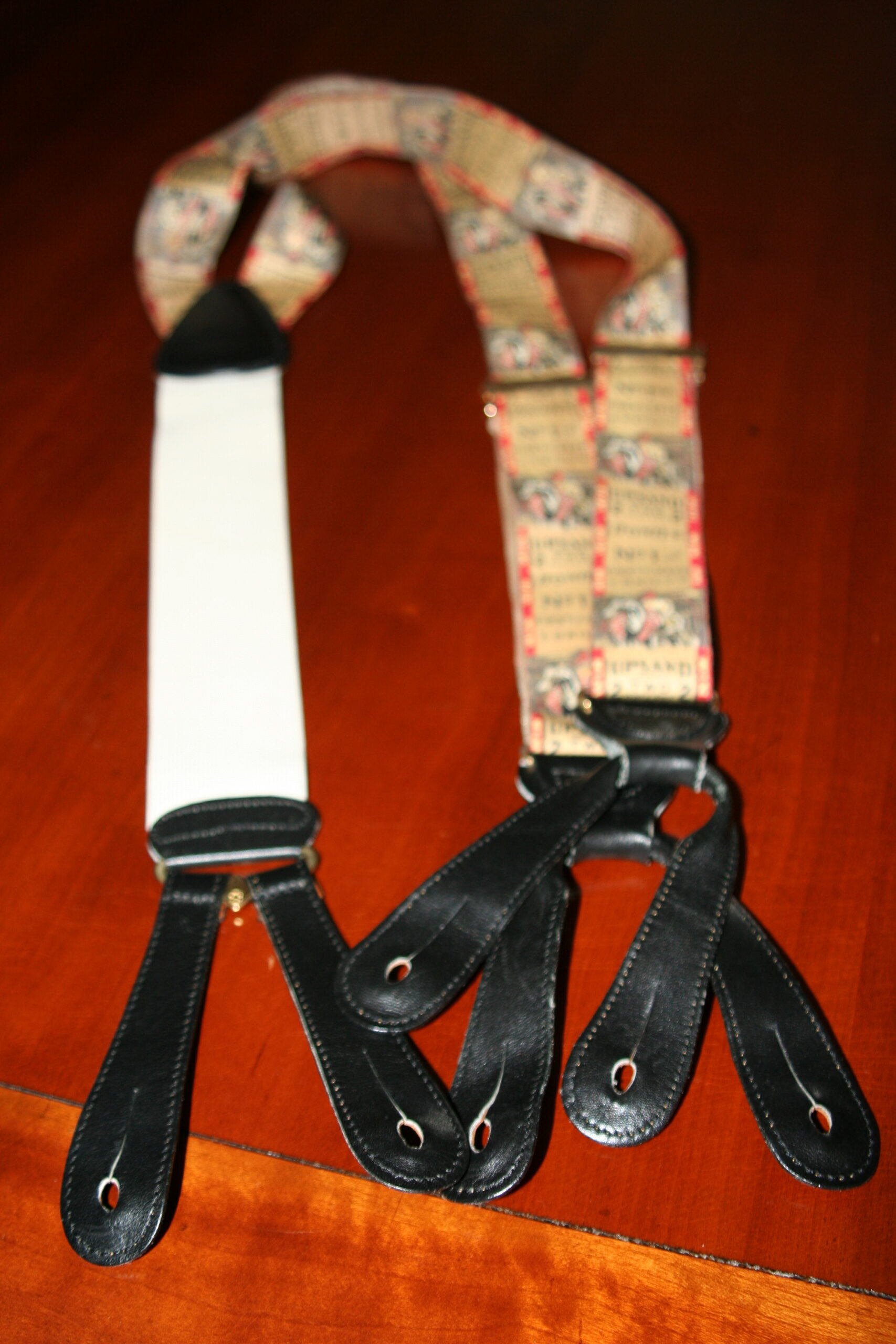 Braces, Trafalgar, Tote Tickets